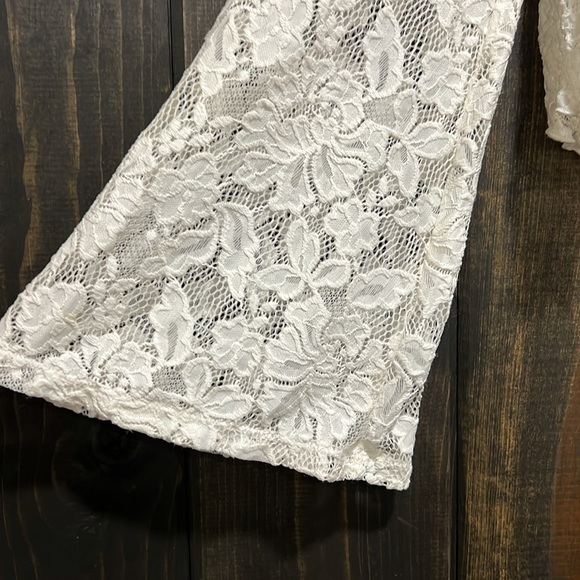 Guess Off Shoulder Lace Crop Top S Flare Bell Sleeves Festival Stretch Boho - Picture 4 of 8